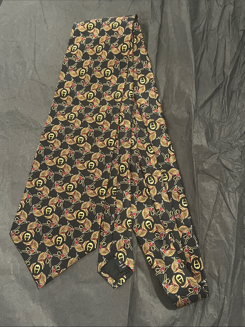 Etienne Aigner tie